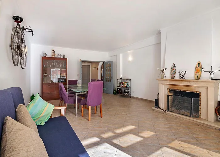 Habemus Domu Apartamento