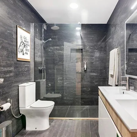 아파트 Habemus Domu